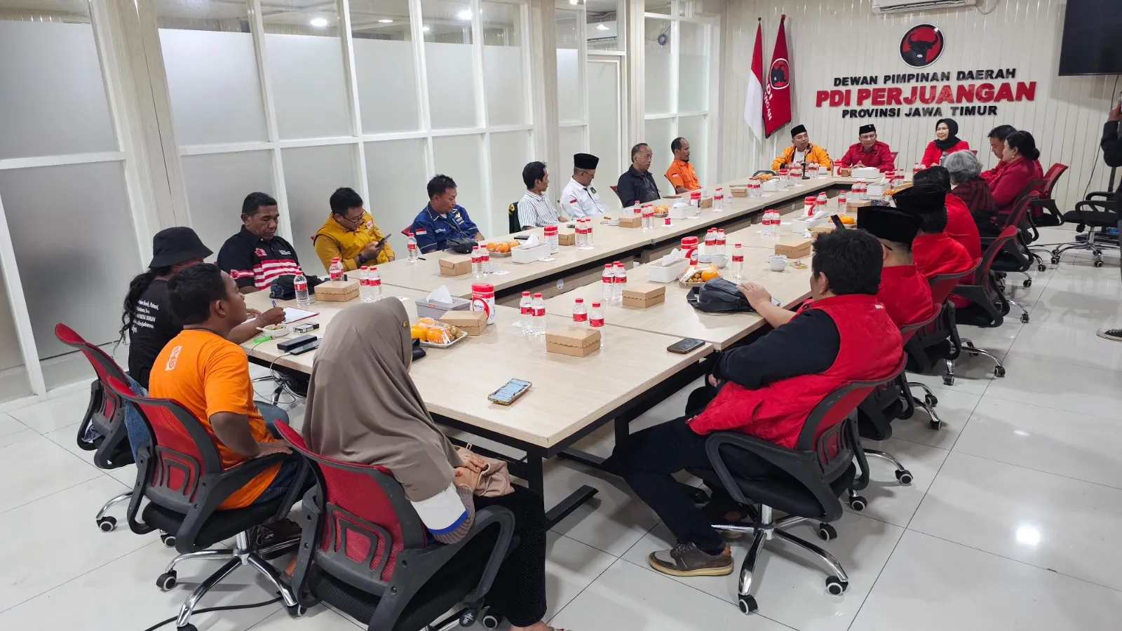 Koalisi Partai Non-Parlemen Kunjungi DPD PDIP Jatim Jelang Pilgub