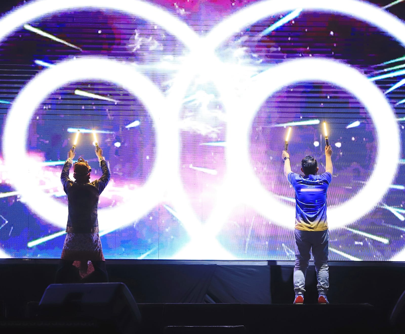 Pj Gubernur Jatim, Adhy Karyoni, saat melaunching Aplikasi Majadigi milik Pemprov Jatim. (Dok: Humas Kominfo Jatim)