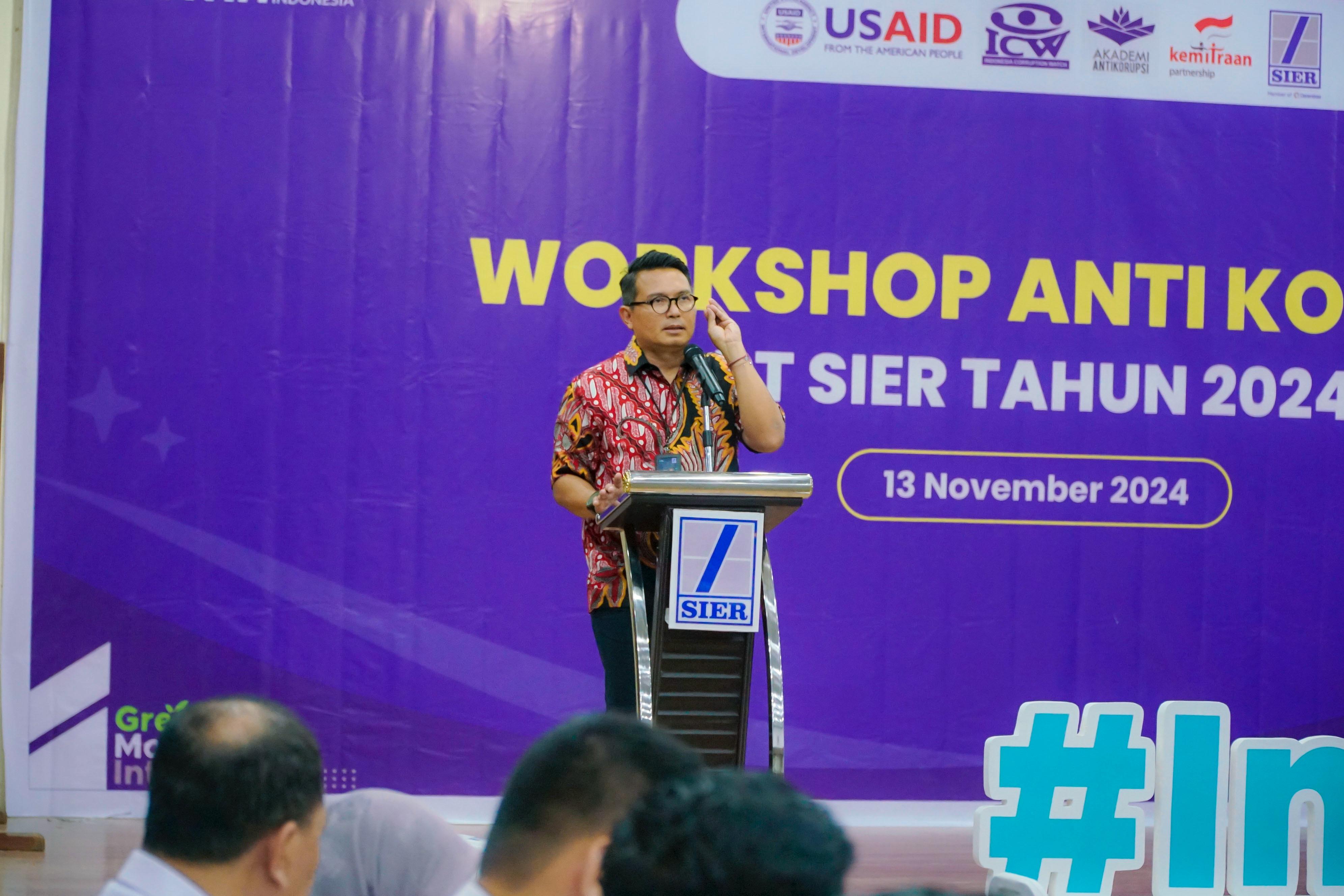 Direktur Utama PT SIER, Didik Prasetiyono, saat membuka Workshop Antikorupsi. (Dok: Humas PT SIER)