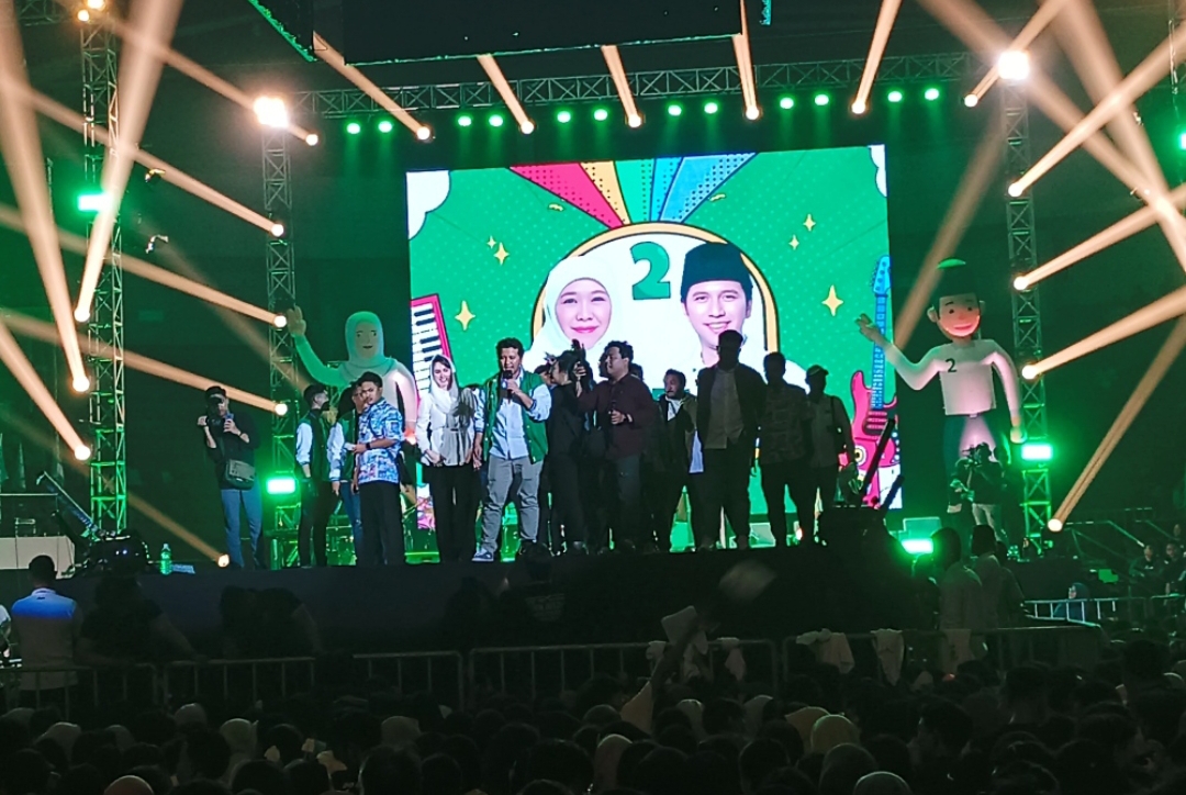 Konser yang digelar relawan Generasi Optimis Khofifah-Emil (GOKIL) GASPOL. (Insani/Jurnas.net)