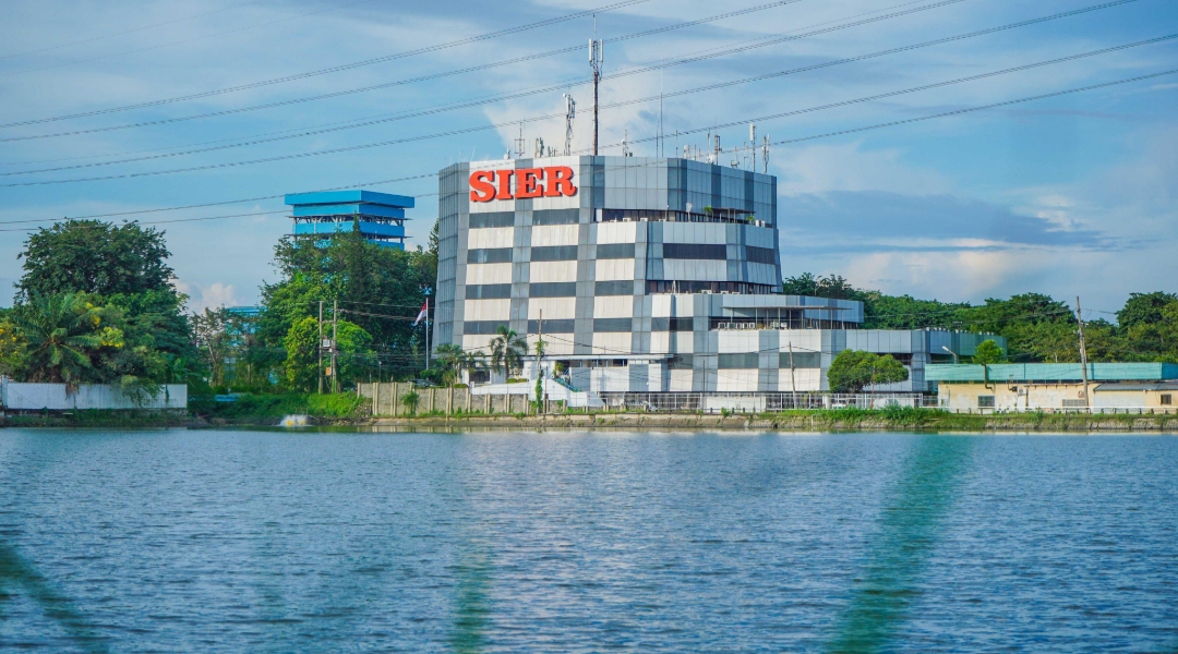 PT Surabaya Industrial Estate Rungkut (SIER) tampak dari luar. (Dok: Humas PT SIER)