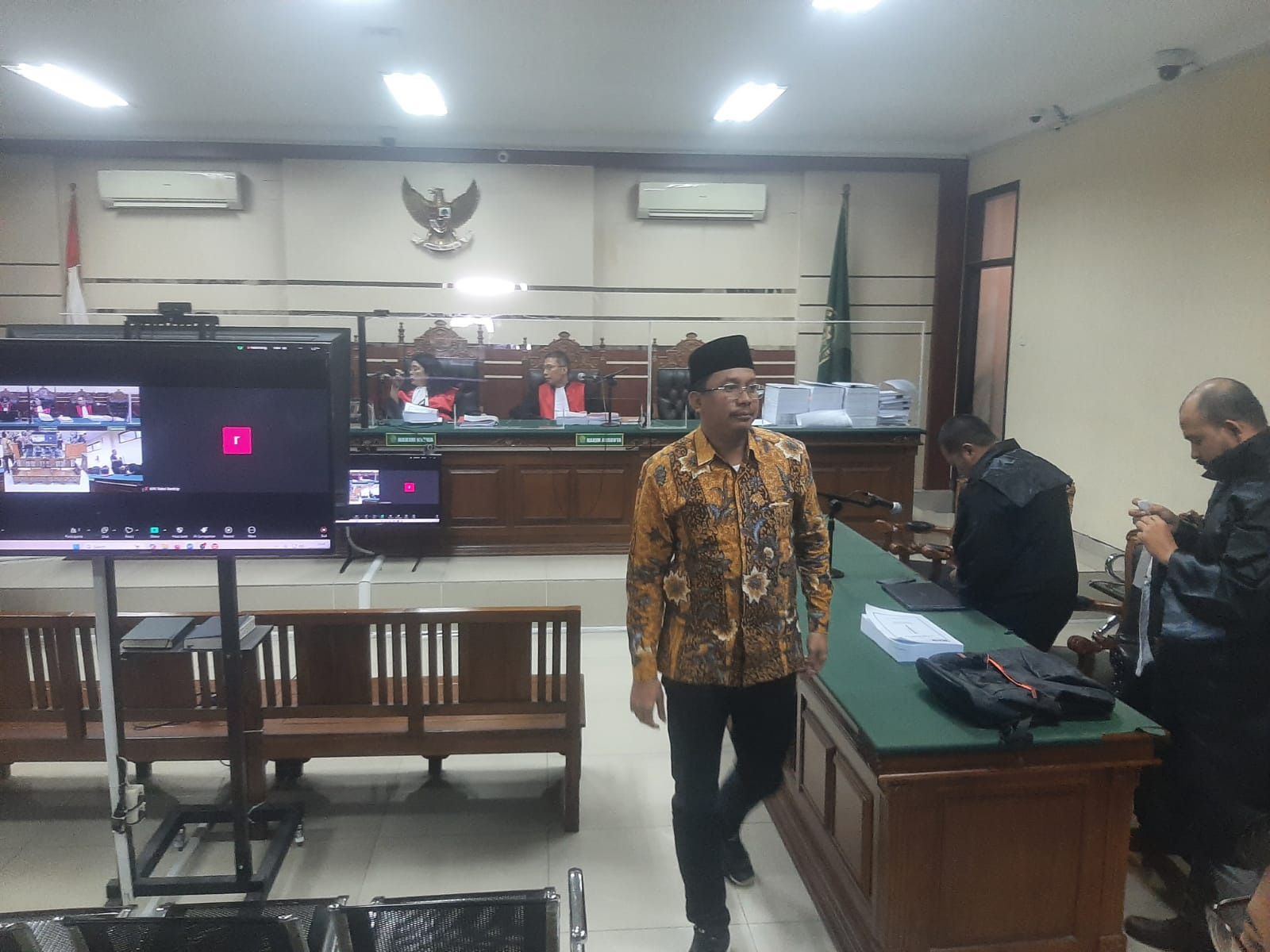 Bupati Sidoarjo nonaktif Ahmad Muhdlor Ali aliaa Gus Muhdlor dalam sidang lanjutan perkara korupsi pemotongan dana insentif pajak Sidoarjo. (Insani/Jurnas.net)