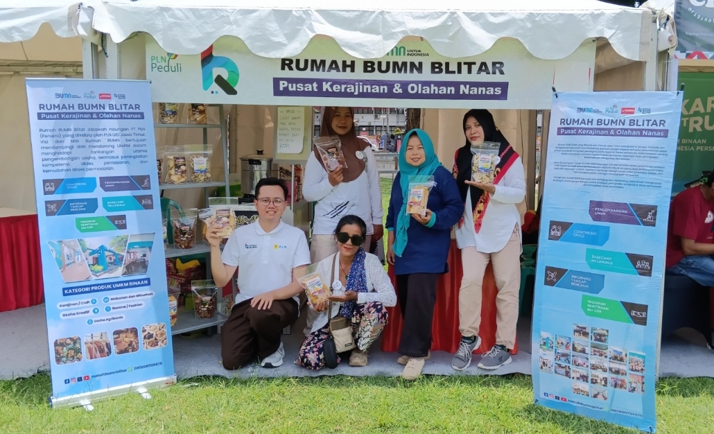 PLN Peduli komitmen mendukung penguatan Usaha Mikro Kecil (UMK) melalui Rumah BUMN Blitar dan Pacitan. (Dok: Humas PLN UID Jatim)