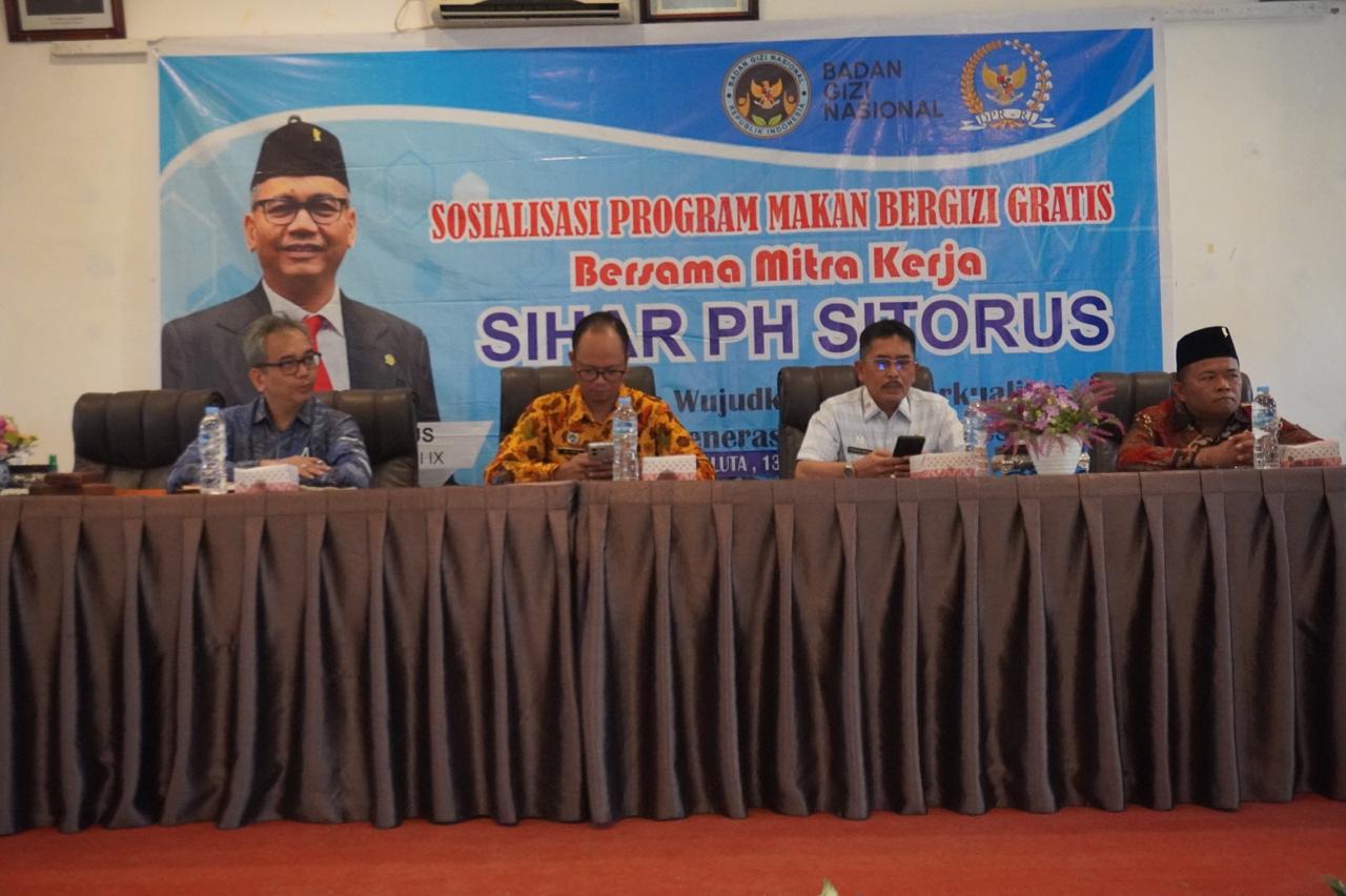 Anggota DPR RI Komisi IX Sihar Sitorus dan BGN Sosialisasi Program MBG di Tapsel. (Istimewa)