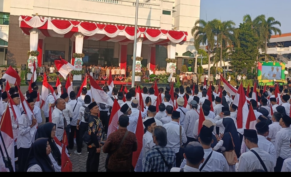 Pelantikan DPC HKTI se- Jawa Timur di halaman Kantor Gubernur Jawa Timur, Jalan Pahlawan Surabaya. (Insani/Jurnas.net)