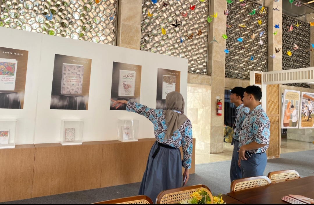 Pameran bertajuk Gus Dur dan Daisaku Ikeda untuk Kemanusiaan di Masjid Istiqlal Jakarta. (Istimewa)