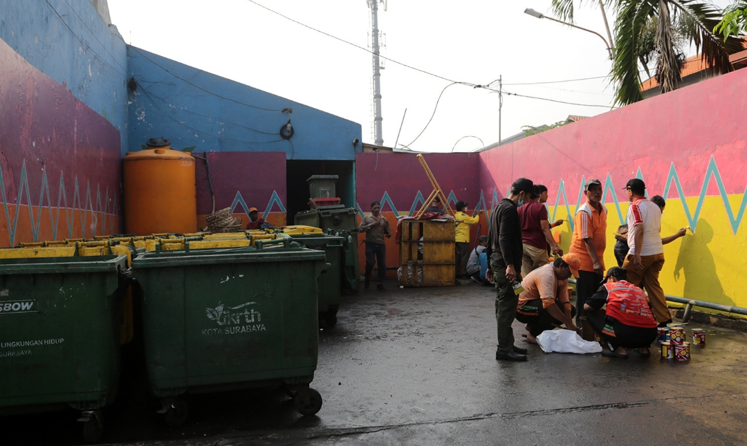 Ruang khusus tempat buang sampah besar di TPS Surabaya. (Humas Pemkot Surabaya)