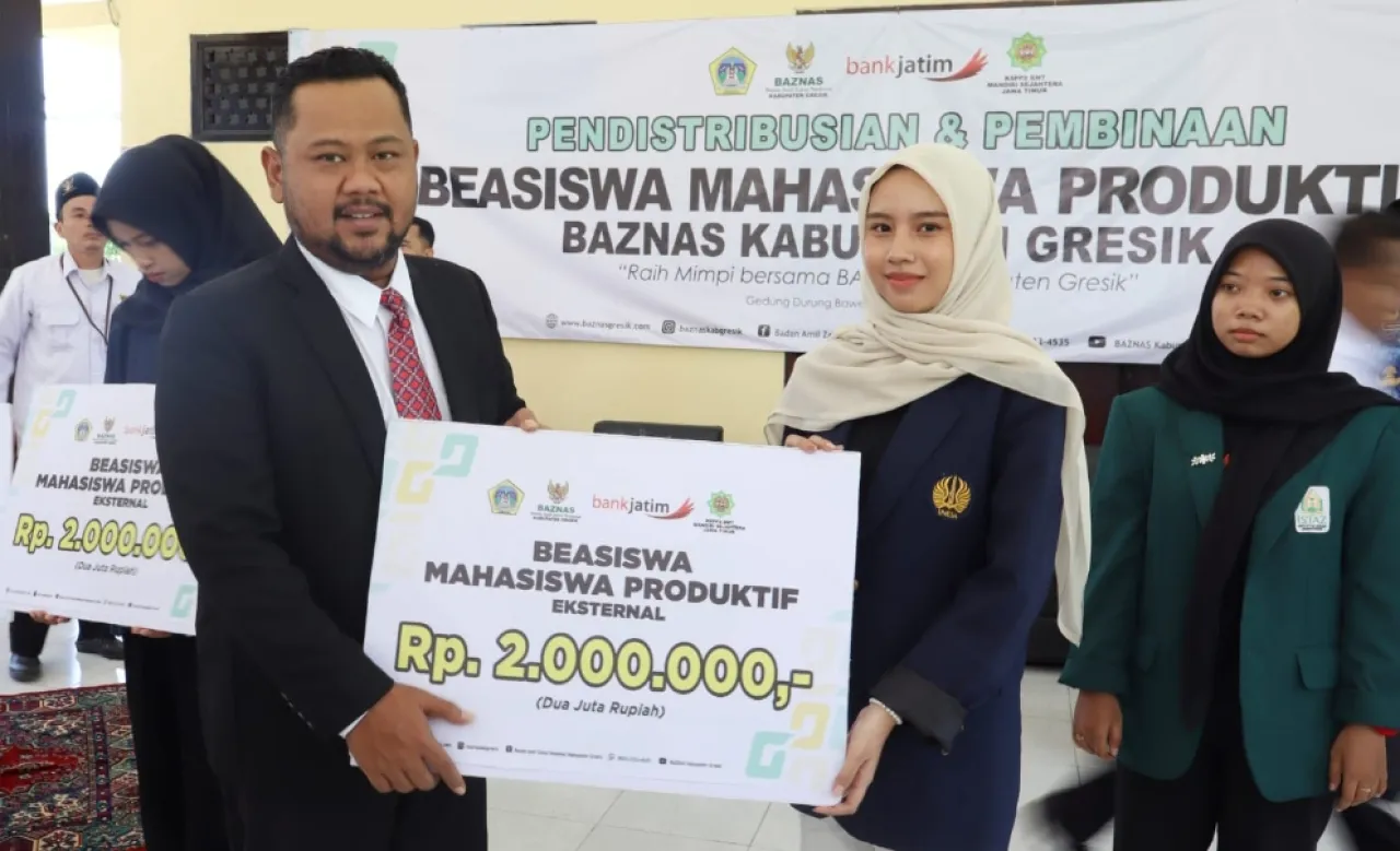 Beasiswa Baznas Gresik: Dari Zakat Produktif ke Investasi SDM Daerah
