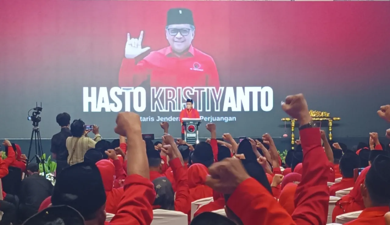 PDIP Jatim Gelar Konferda - Konfercab Serentak, Hasto: Jawa Timur Harus Jadi Soko Guru Bangsa