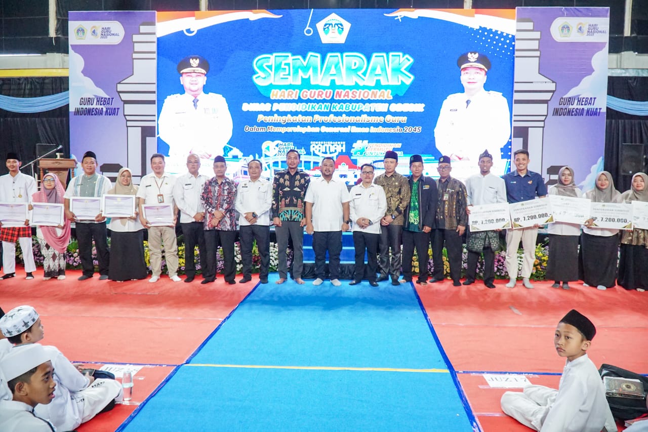 Peringatan Hari Guru Nasional (HGN) 2025 di Kabupaten Gresik berlangsung meriah dan penuh gagasan pembaruan. (Humas Pemkab Gresik)