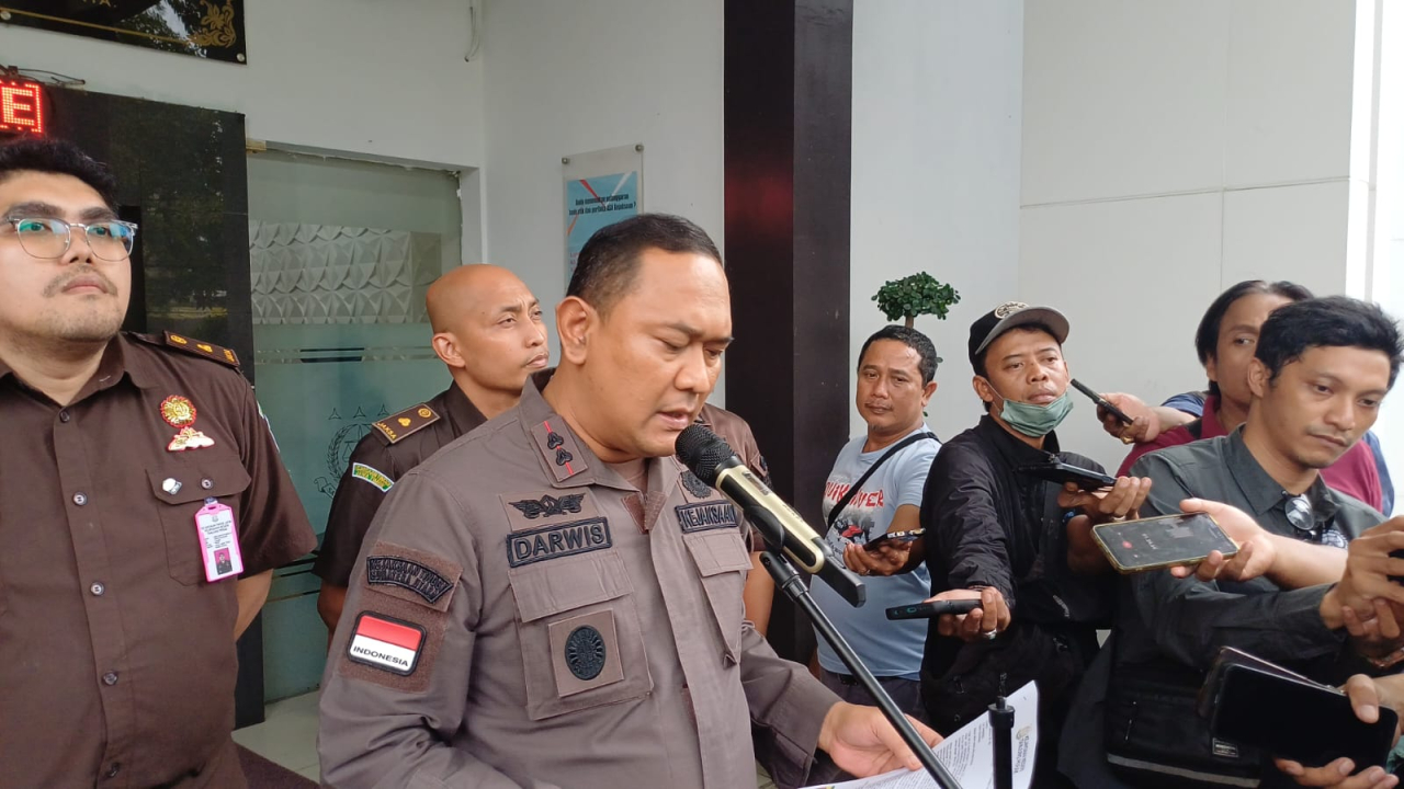 Kepala Kejaksaan Negeri (Kejari) Tanjung Perak, Darwis Burhansyah. (Insani/Jurnas.net)