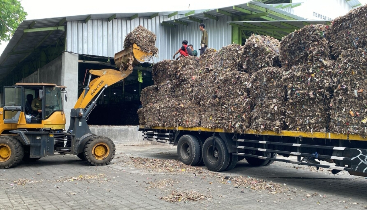Tempat Pengolahan Sampah Terpadu Reduce Reuse Recycle (TPS 3R), Kabupaten Banyuwangi, Jawa Timur. (Humas Pemkab Banyuwangi)