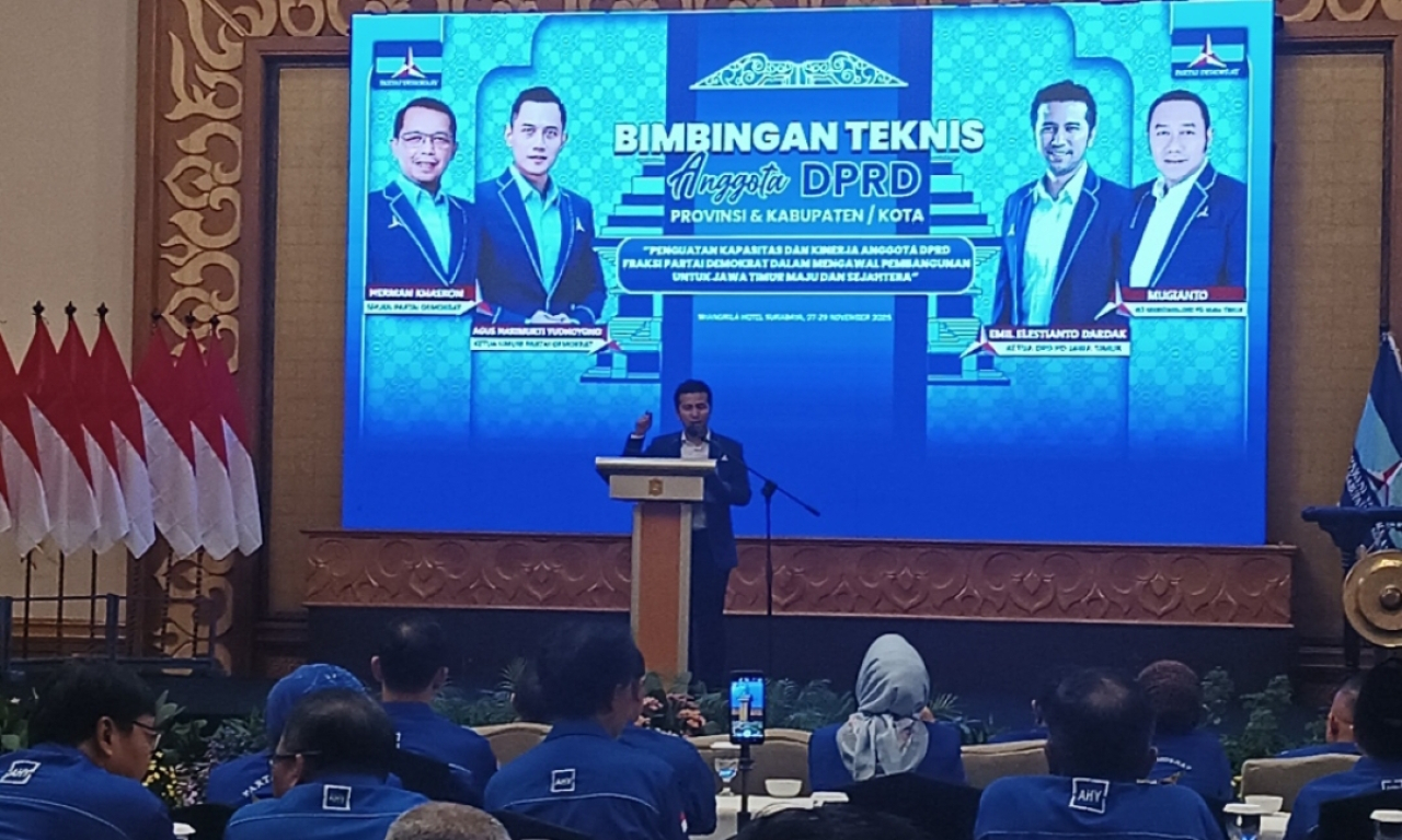 Bimbingan Teknis (Bimtek) anggota DPRD Provinsi dan Kabupaten/Kota se- Jatim. (Insani/Jurnas.net)