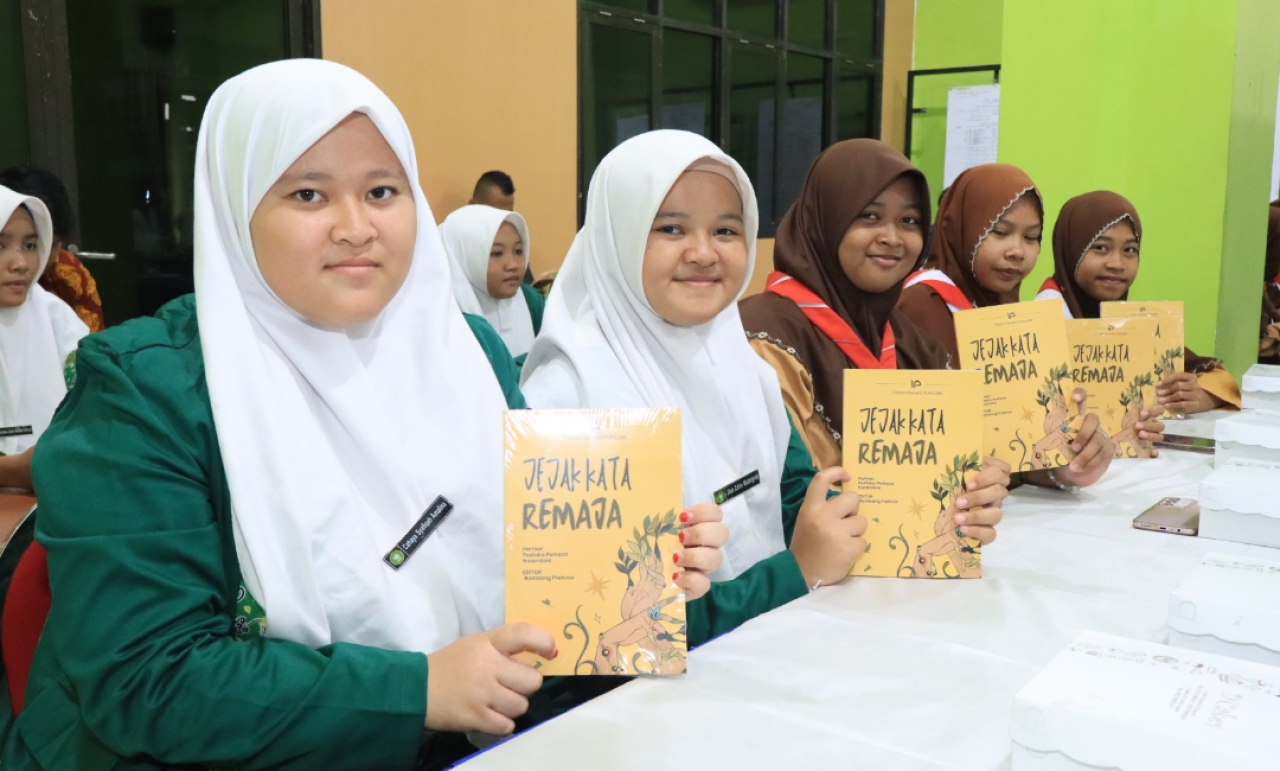 Pelajar Gresik saat peluncuran buku Antologi Cerita Pendek (Cerpen) &ldquo;Jejak Kata Remaja