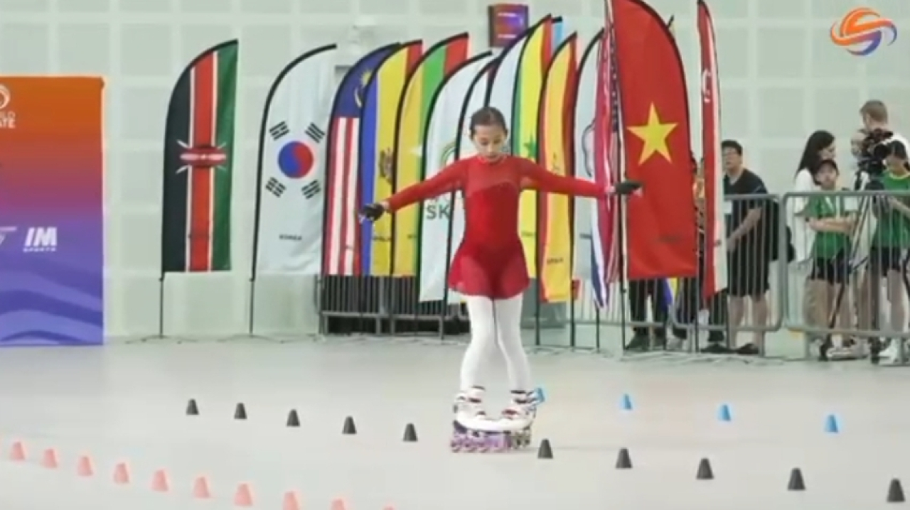 Bangga! Siswi SD Turunan Bawean Raih Peringkat Lima Dunia di Inline Freestyle World Championships