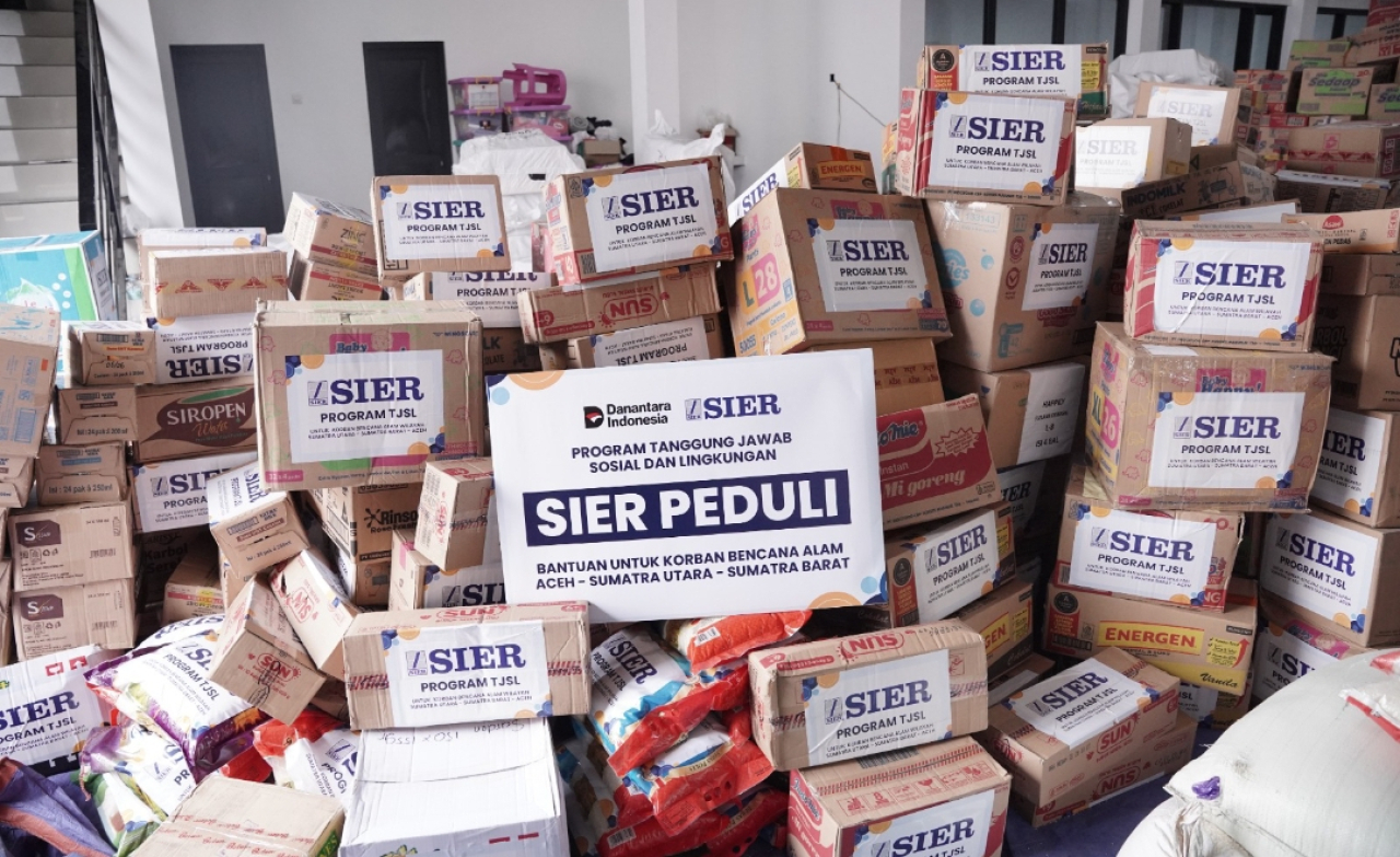 Bantuan logistik dari PT Surabaya Industrial Estate Rungkut (SIER) untuk Sumatra dan Aceh. (Humas PT SIER)