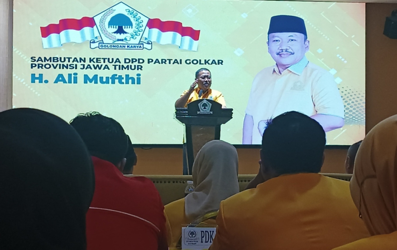 Ketua DPD Partai Golkar Jawa Timur, Ali Mufhti, membuka Musda XI Golkar Malang. (Insani/Jurnas.net)