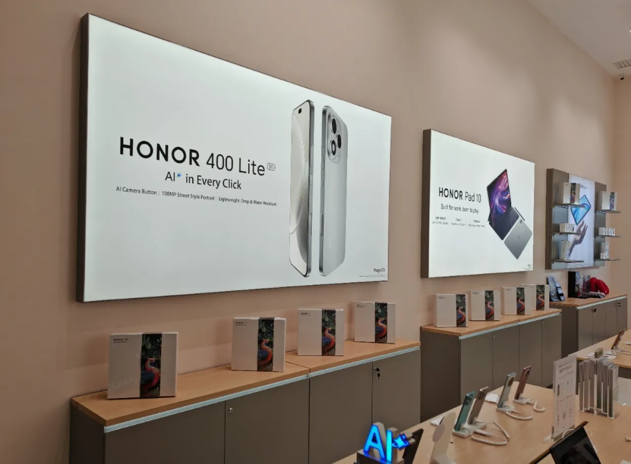 Perluas Ekspansi Nasional, HONOR Resmikan Experience Store Pertama di Surabaya