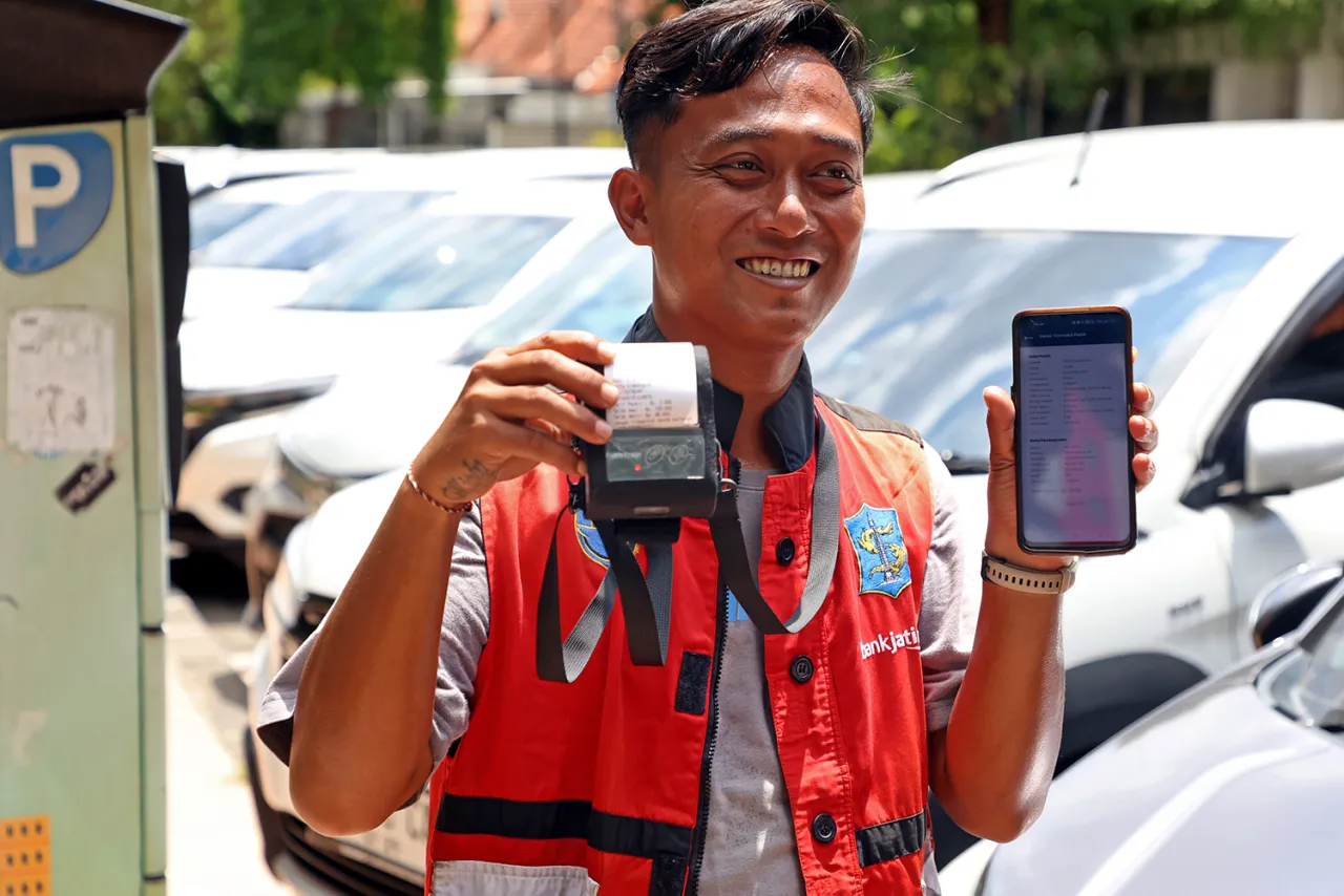 Baca juga : Pemkot Surabaya Terapkan Parkir Digital di 76 Titik untuk Menutup Kebocoran PAD