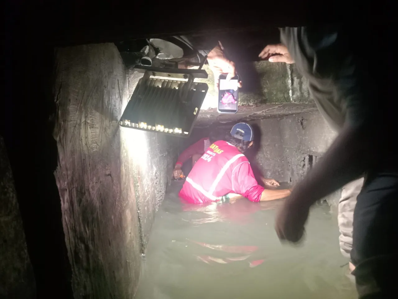 Kerja Sunyi Bawah Jalan, Pemkot Surabaya Benahi Drainase Cegah Banjir Berulang di Kalianak
