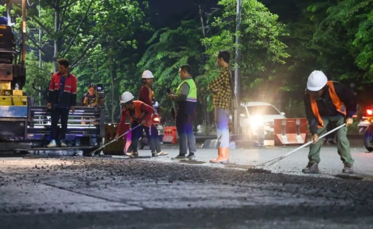 Gus Atho’ Soroti Jalan Rusak dan Potensi Macet Wisata di Mojokerto–Jombang Jelang Lebaran