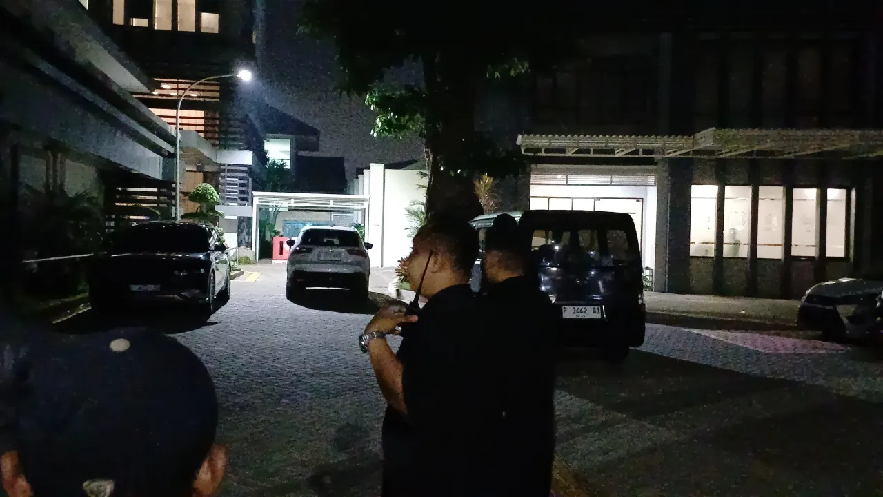 Kejati Jatim Geledah Kantor ESDM Anak Buah Khofifah, Bongkar Dugaan Pungli Perizinan Tambang