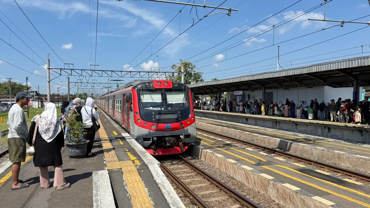 159.755 Penumpang Gunakan Commuter Line di Daop 6 Yogyakarta Selama Libur Panjang