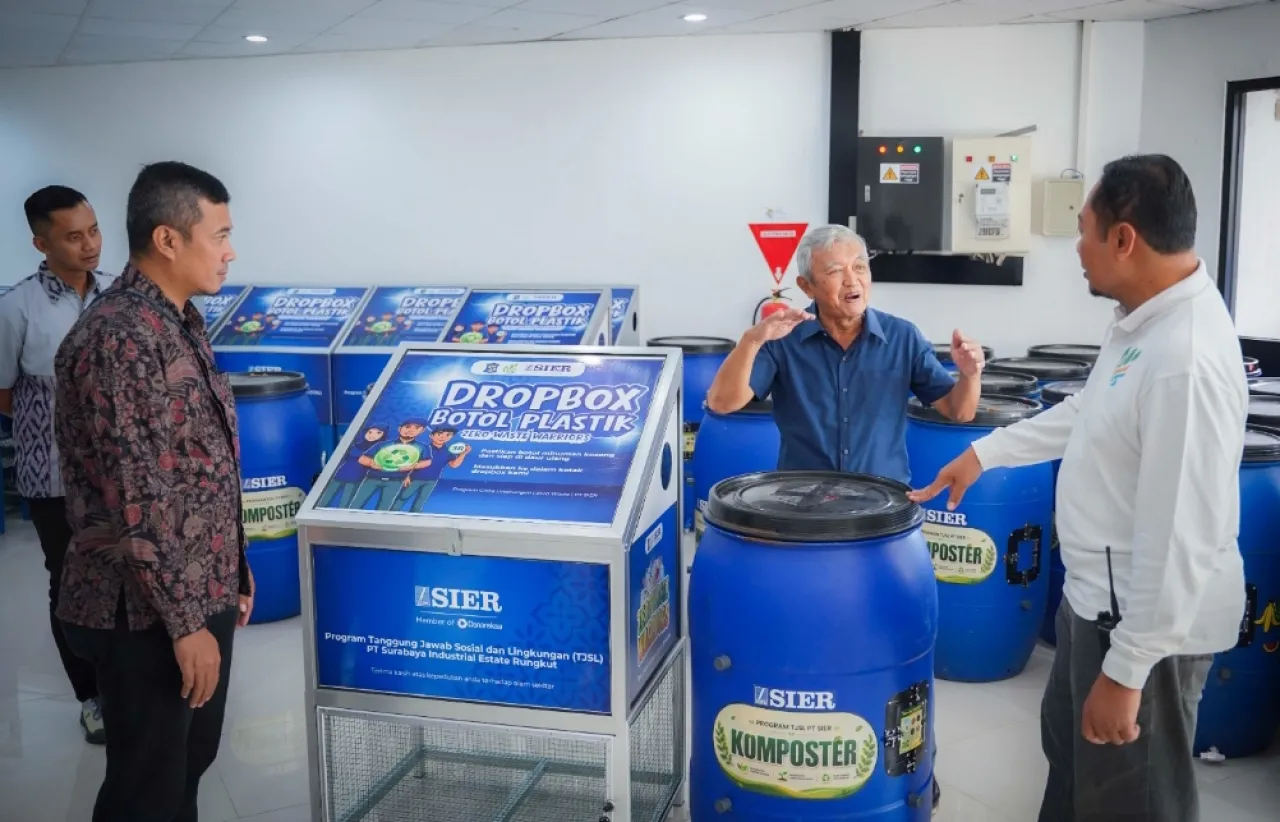 SIER Perkuat Kampung Iklim Nasional, Bantu Dropbox dan Komposter ke 12 Kelurahan di Surabaya