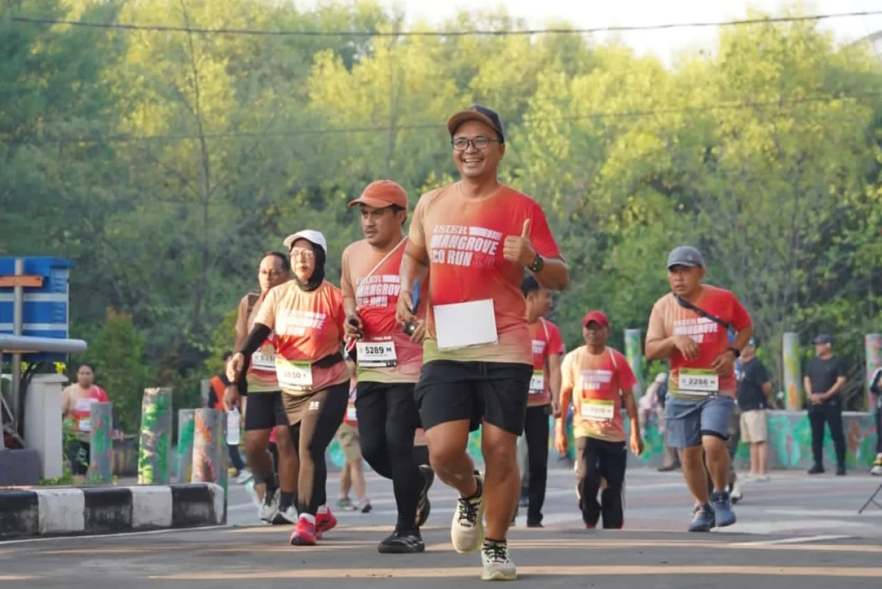 2.000 Pelari Ramaikan SIER Mangrove Eco Run 3.0, Trail Run di Hutan Mangrove Jadi Daya Tarik Baru