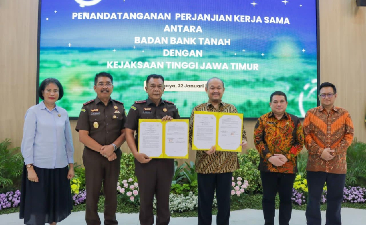Badan Bank Tanah dengan Kejaksaan Tinggi (Kejati) Jawa Timur menandatangani masalah hukum bidang perdata dan tata usaha negara. (Istimewa)