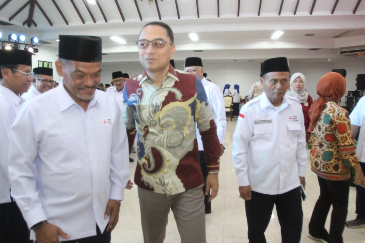 Wali Kota Surabaya Eri Cahyadi, usai pelantikan pengurus PMI Surabaya. (Istimewa)