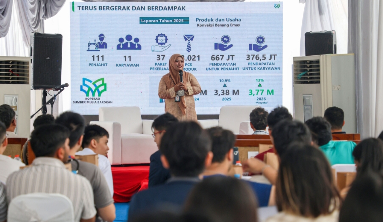 Kegiatan Koperasi Sumber Mulia Barokah (SMB) melalui digitalisasi oleh Dinas Koperasi Usaha Kecil dan Menengah dan Perdagangan (Dinkopumdag) Surabaya. (Humas Pemkot Surabaya)