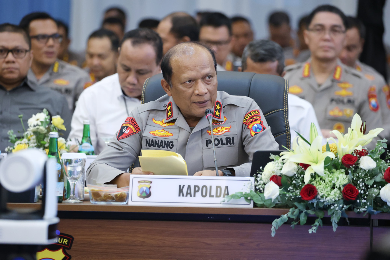 Kapolda Jawa Timur Irjen Nanang Avianto, menerima kunjungan kerja spesifik Komisi III DPR RI. (Dok: Humas Polda Jatim)