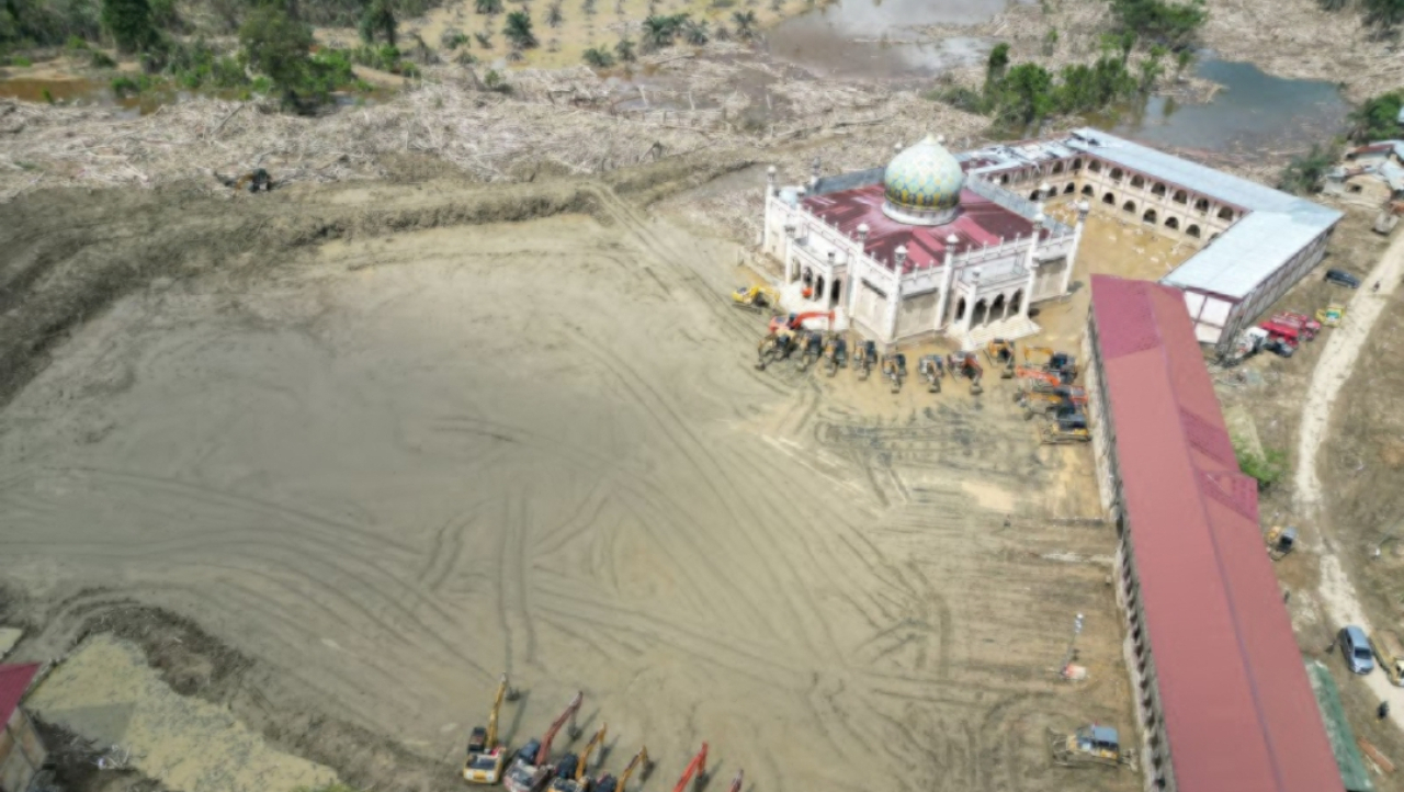 Pondok Pesantren (PP) Darul Mukhlisin di Aceh pasca banjir bandang. (Humas BKP RI)