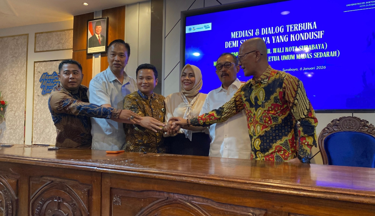 Wakil Wali Kota Surabaya Armuji di forum mediasi bersama pimpinan Madas di Surabaya. (Insani/Jurnas.net)