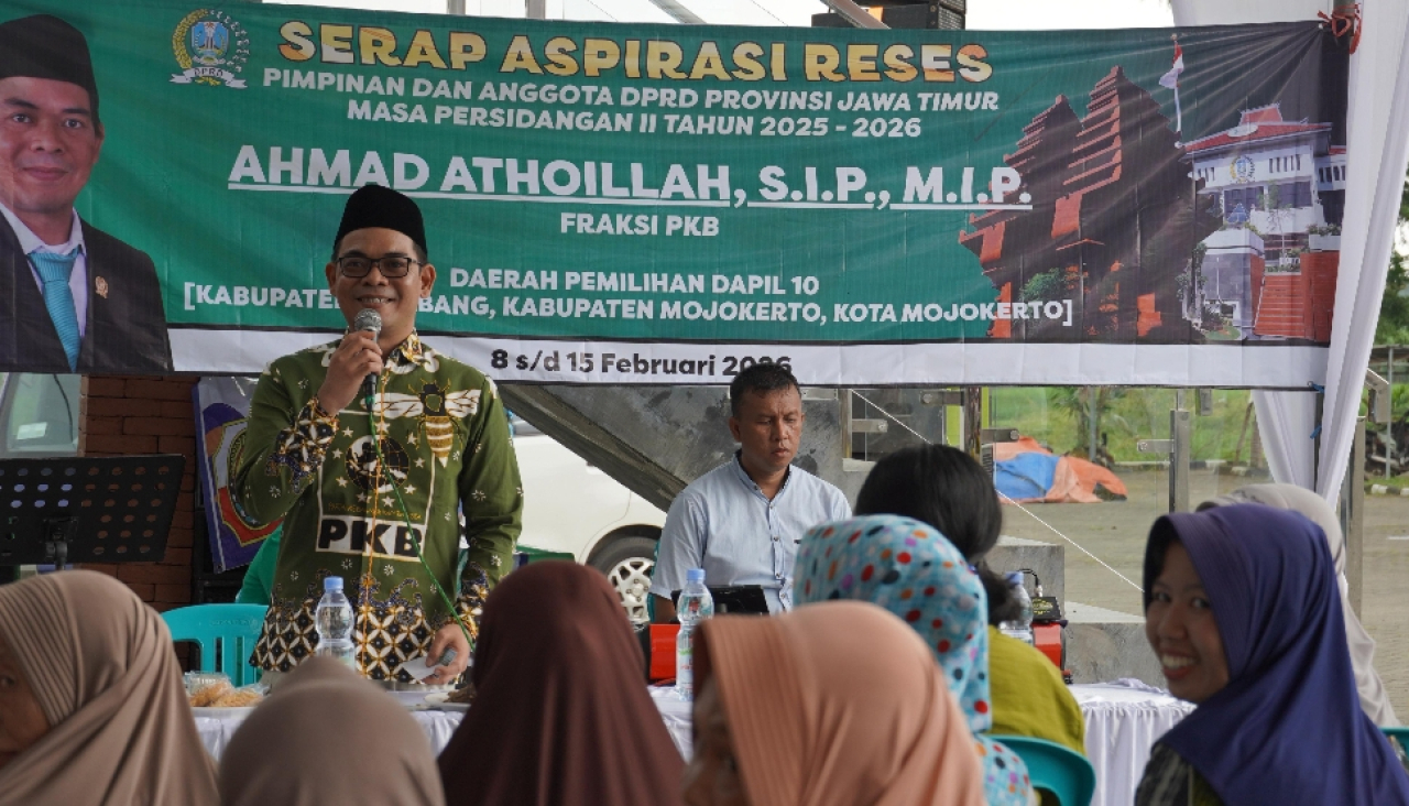 Anggota DPRD Provinsi Jawa Timur dari Fraksi PKB, Ahmad Athoillah alias Gus Atho, saat reses di Desa Pohjejer, Kecamatan Gondang, Kabupaten Mojokerto. (Insani/Jurnas.net)