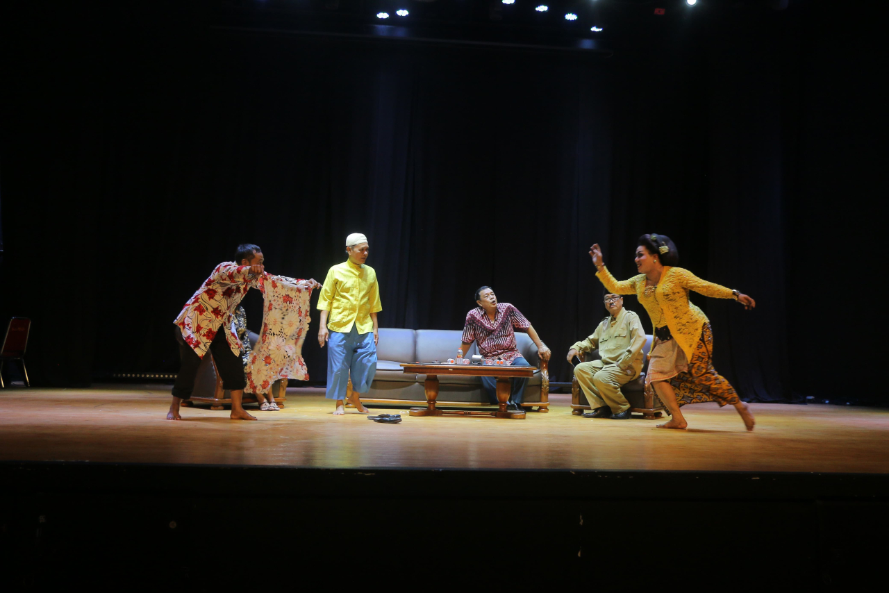 Penampilan pentas seni dan budaya di Surabaya. (Humas Pemkot Surabaya)