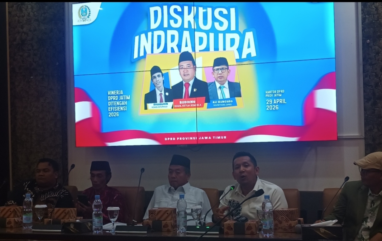 Forum “Diskusi Indrapura” bersama wartawan di lingkungan DPRD Jatim. (Insani/Jurnas.net)