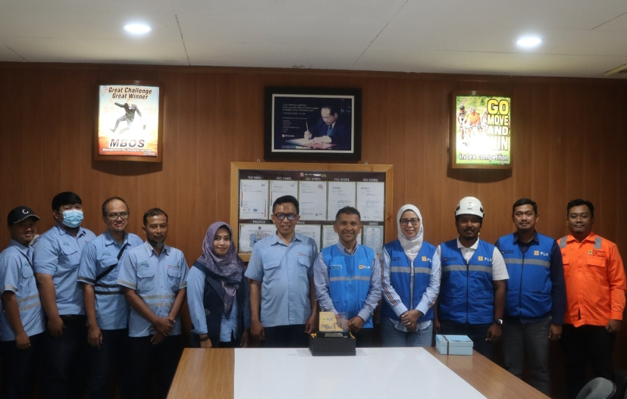 Dialog stakeholder bersama pelanggan Konsumen Tegangan Tinggi (KTT) di wilayah kerja Unit Pelaksana Transmisi (UPT) Malang. (Insani/Jurnas.net)