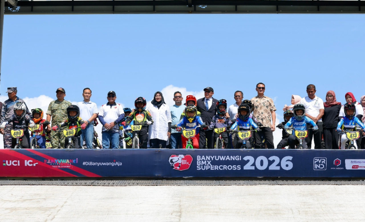 Banyuwangi BMX Supercross 2026 di Sirkuit BMX Internasional Banyuwangi resmi dimulai. (Humas Pemkab Banyuwangi)