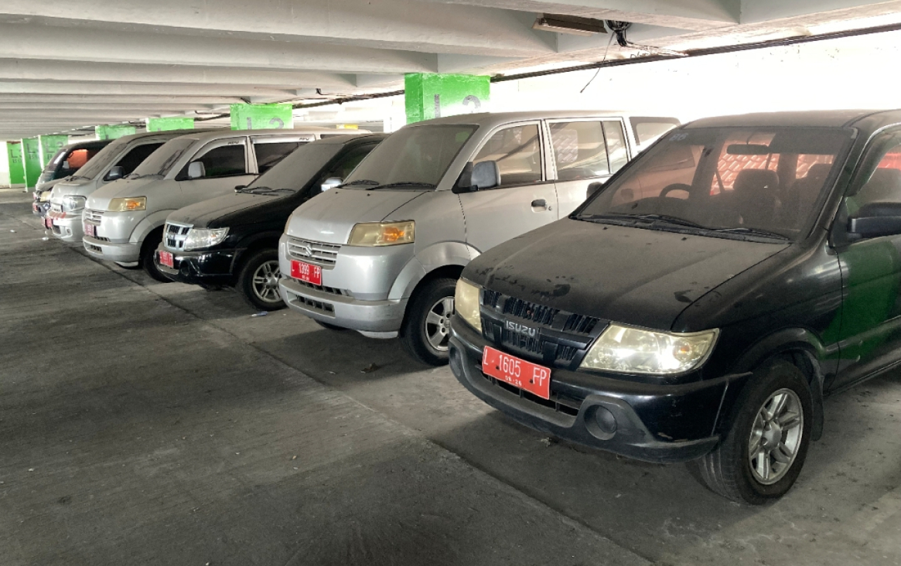 Puluhan mobil dinas milik Pemkot Surabaya. (Humas Pemkot Surabaya)