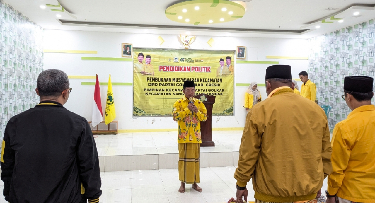 Ketua DPD Partai Golkar Kabupaten Gresik, Wongso Negoro, saat membuka Muscam Partai Golkar Kecamatan Sangkapura dan Tambak di Pulau Bawean. (Insani/Jurnas.net)