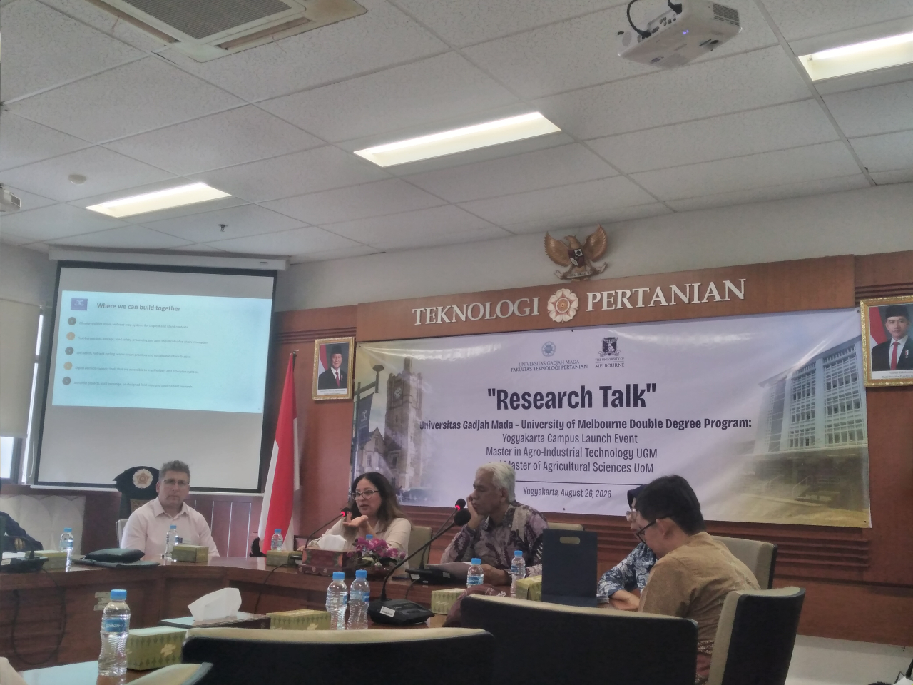 Diskusi riset antara FTP UGM dengan akademisi Universitas Melbourne
