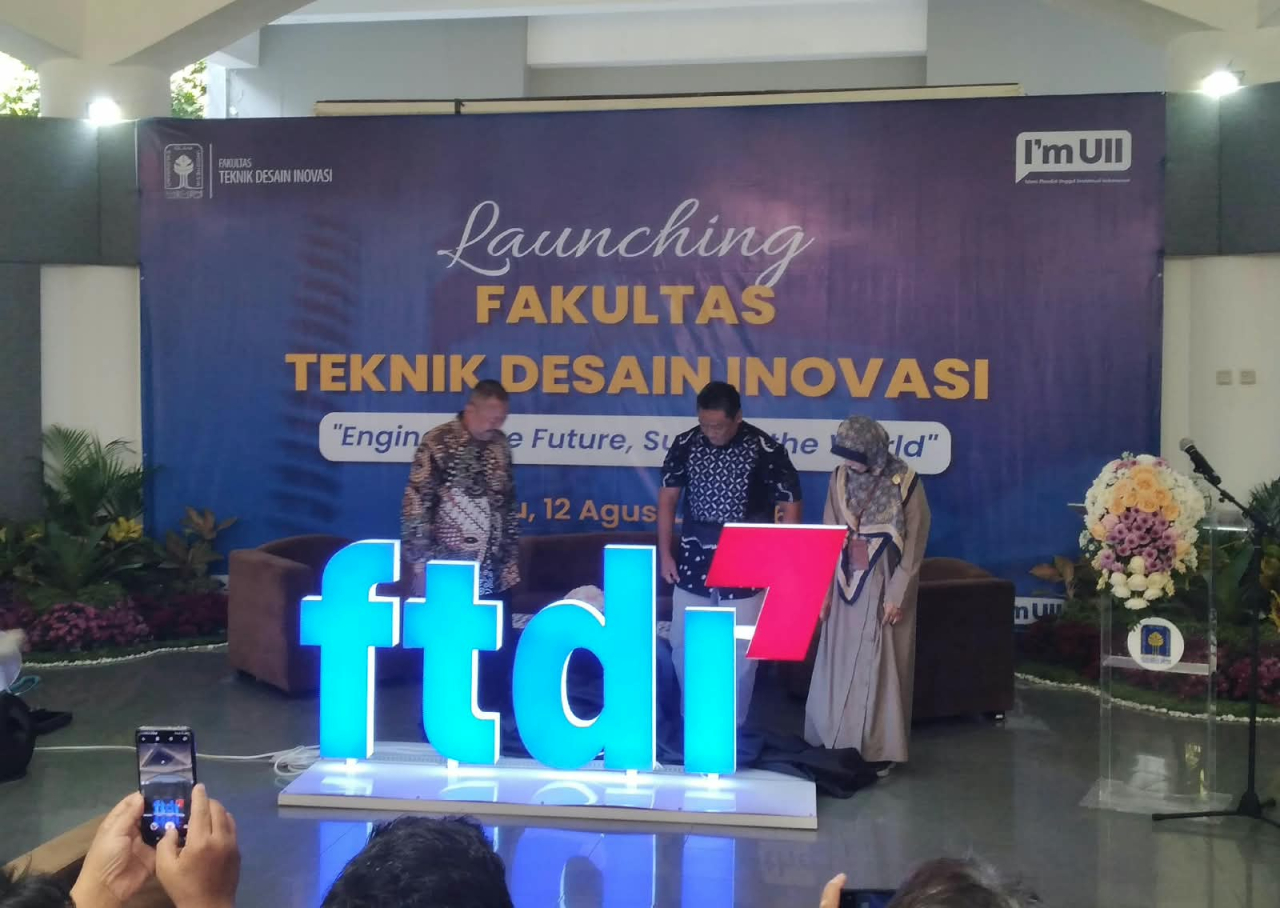 Universitas Islam Indonesia (UII) memperkenalkan Fakultas Teknik Desain Inovasi (FTDI) sebagai transformasi Fakultas Teknik Sipil dan Perencanaan (FTSP).
