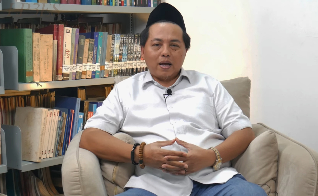 Warga NU dan kiai kampung asal Situbondo, HRM Khalilur R Abdullah Sahlawiy atau Gus Lilur. (Dok: Jurnas.net)