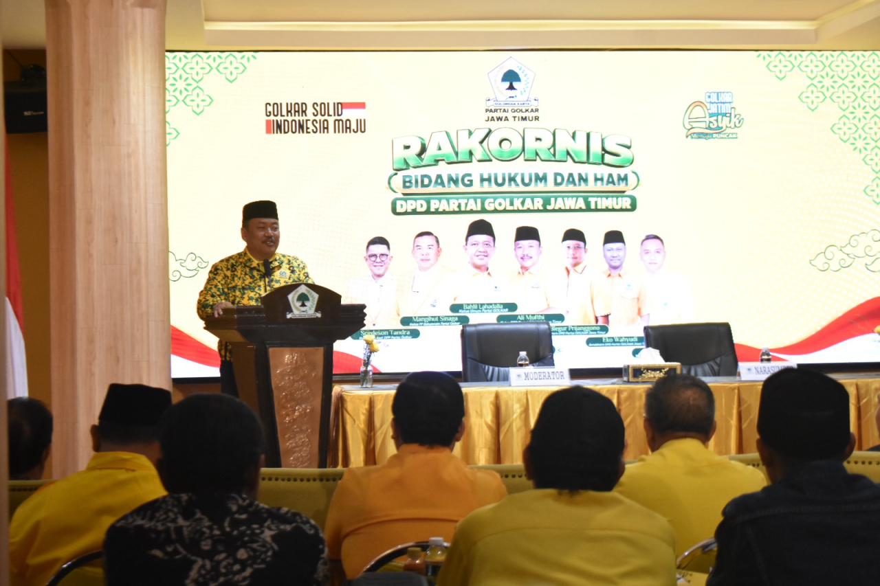 Ketua DPD Partai Golkar Jatim Ali Mufthi membuka Rapat Koordinasi Teknis (Rakornis) Bidang Hukum dan HAM DPD Partai Golkar Jatim. (Insani/Jurnas.net)