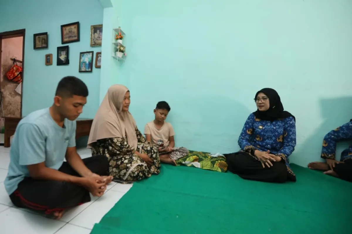 Bupati Banyuwangi Jamin Pendidikan Anak 2 Korban KM Virgo yang Masih Hilang