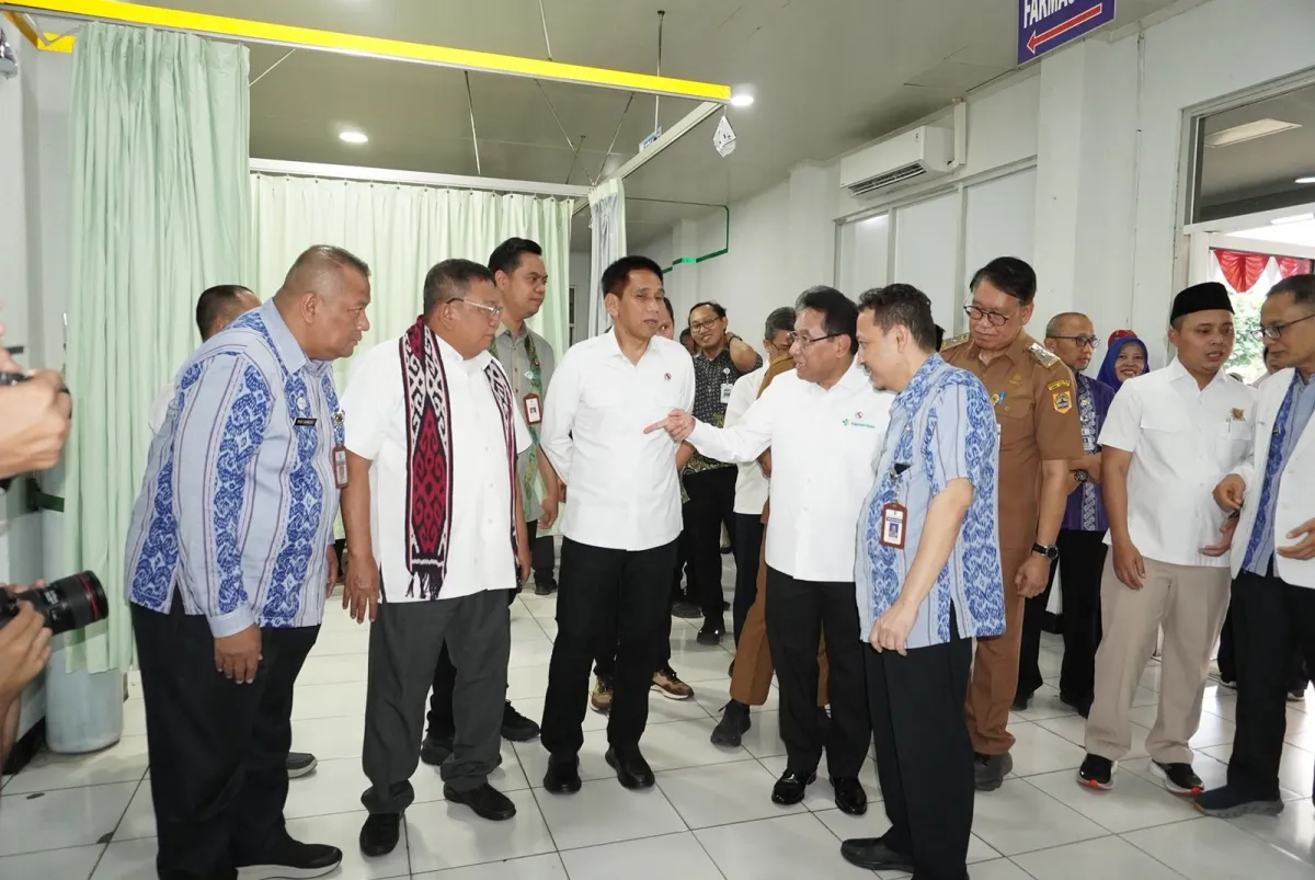 Wakil Menteri Kesehatan RI dr. Benjamin Paulus Octavianus saat melakukan kunjungan kerja ke RSUD RA Kartini Jepara, Selasa, 13 Oktober 2026 (Jurnas.net/Rhobi Shani)