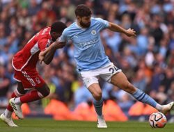 Kian Kuat, Manchester City Kalahkan Nottingham 2-0