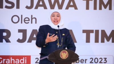 Lantik 6 Pj Bupati, Khofifah Sampaikan Pesan Jokowi Untuk Tingkatkan Investasi 